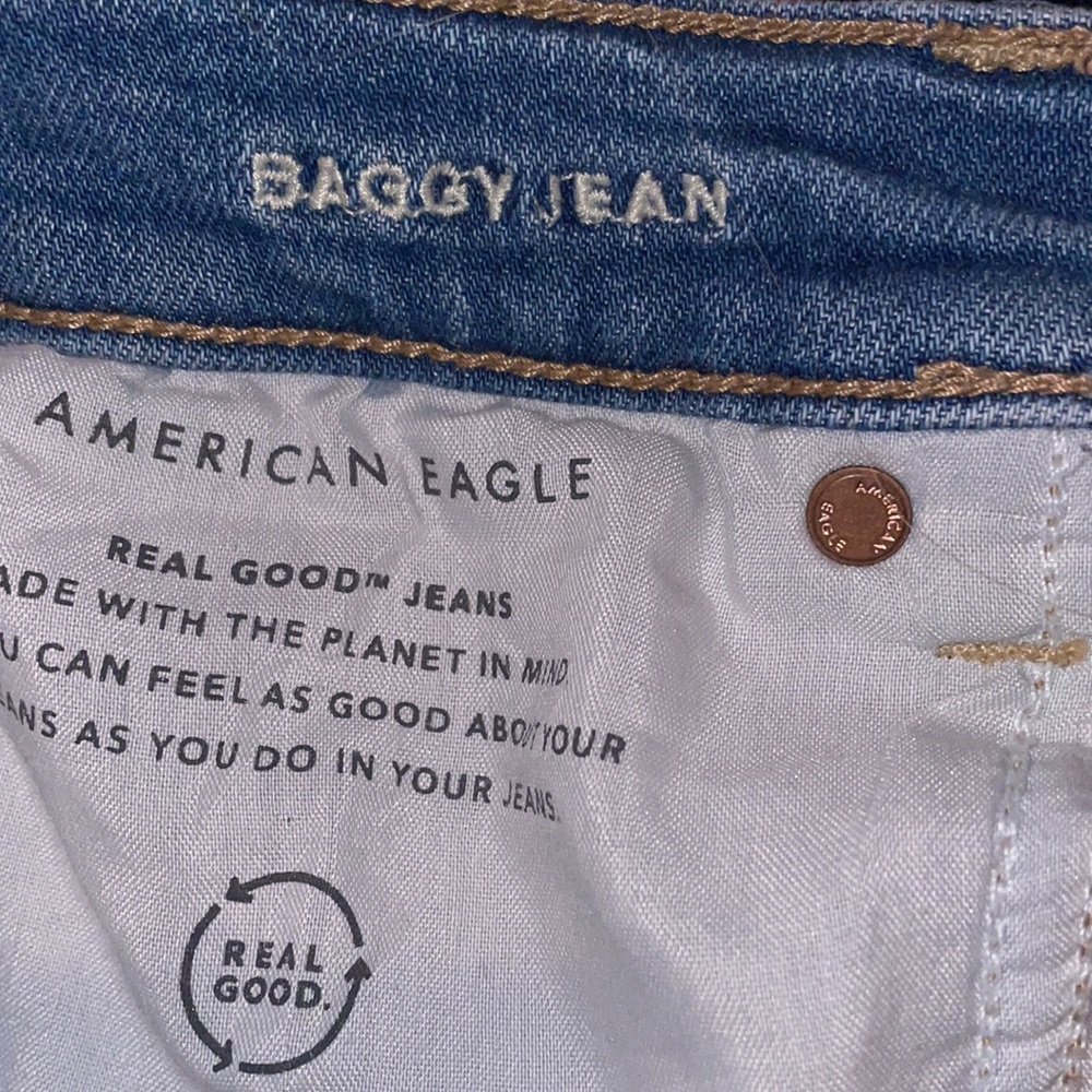Jeans - Picture 2 of 2